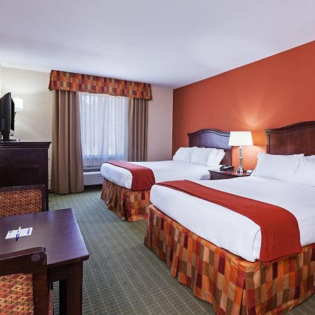 Holiday Inn Express Hotel & Suites Henderson - Traffic Star By Ihg Eksteriør billede