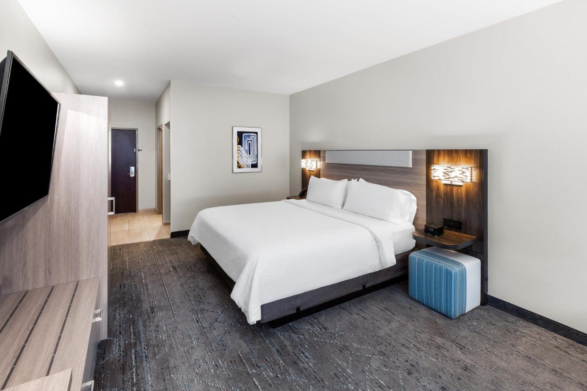 Holiday Inn Express Hotel & Suites Henderson - Traffic Star By Ihg Eksteriør billede