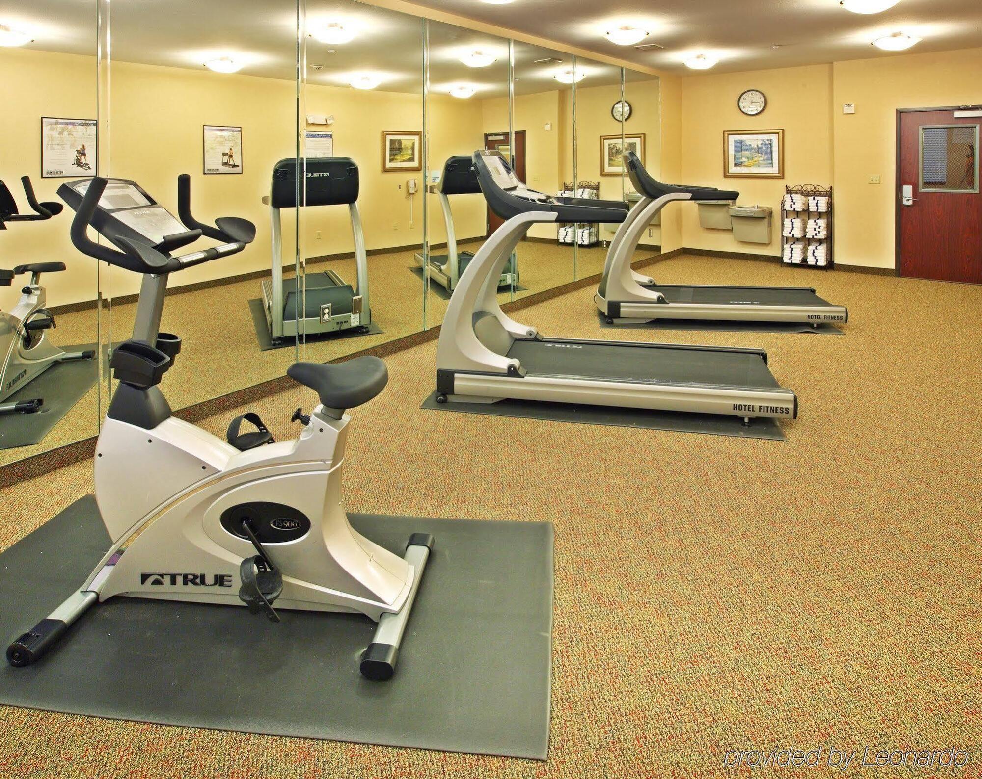 Holiday Inn Express Hotel & Suites Henderson - Traffic Star By Ihg Eksteriør billede